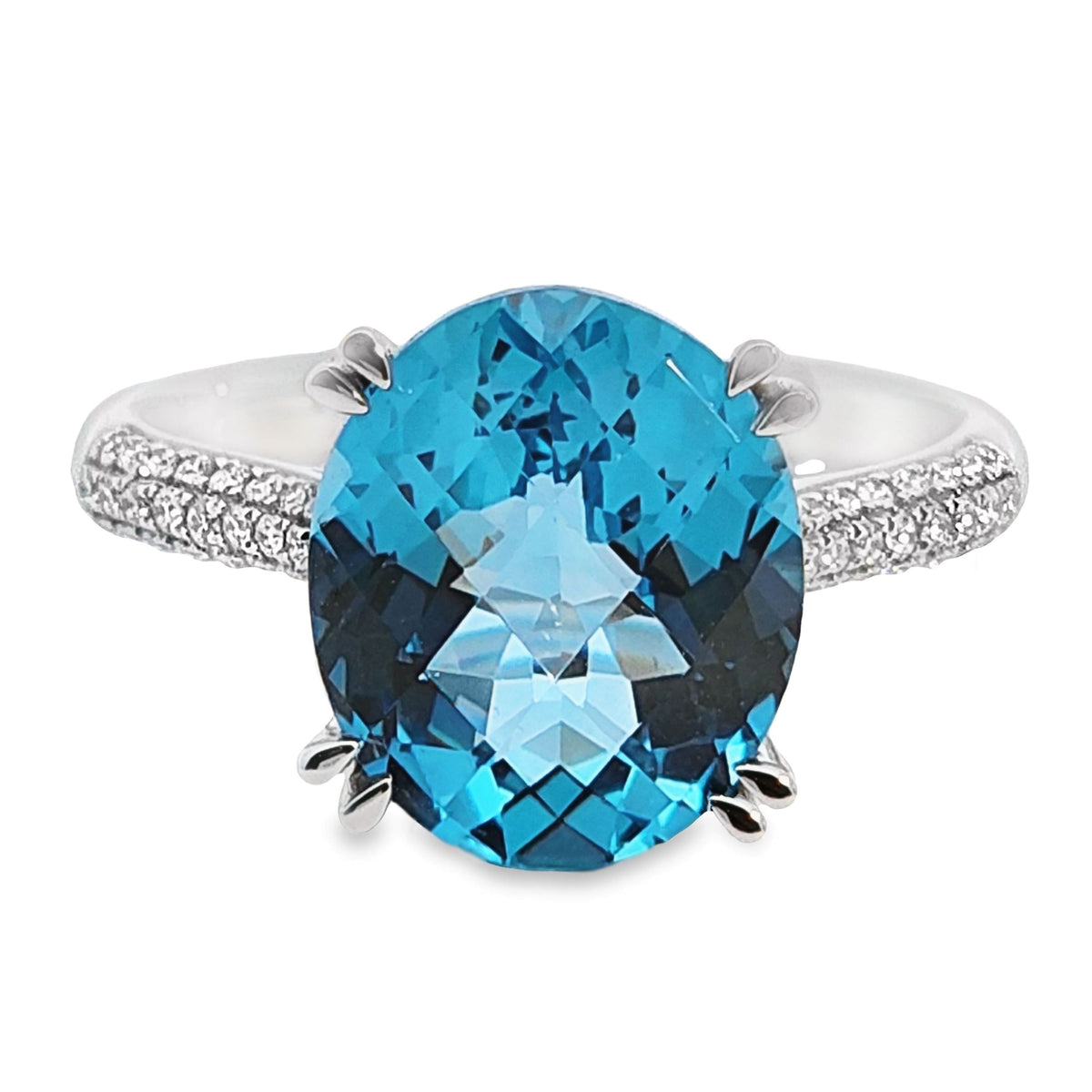 18ct White Gold Blue Topaz And Diamond Ring