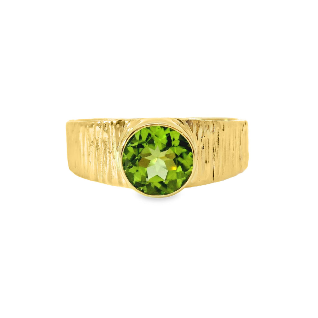 9ct Yellow Gold Peridot Bezel Set Textured Ring