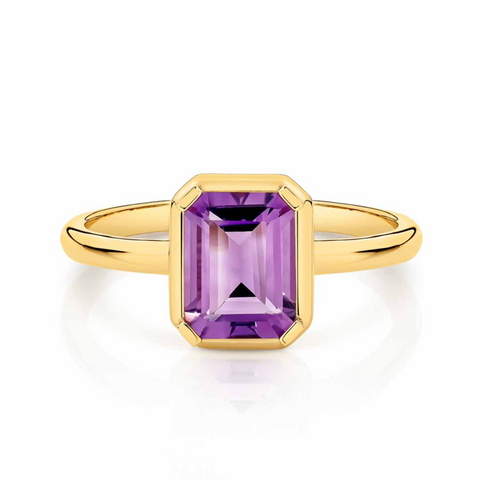 9ct Yellow Gold Bezel Set Amethyst Ring