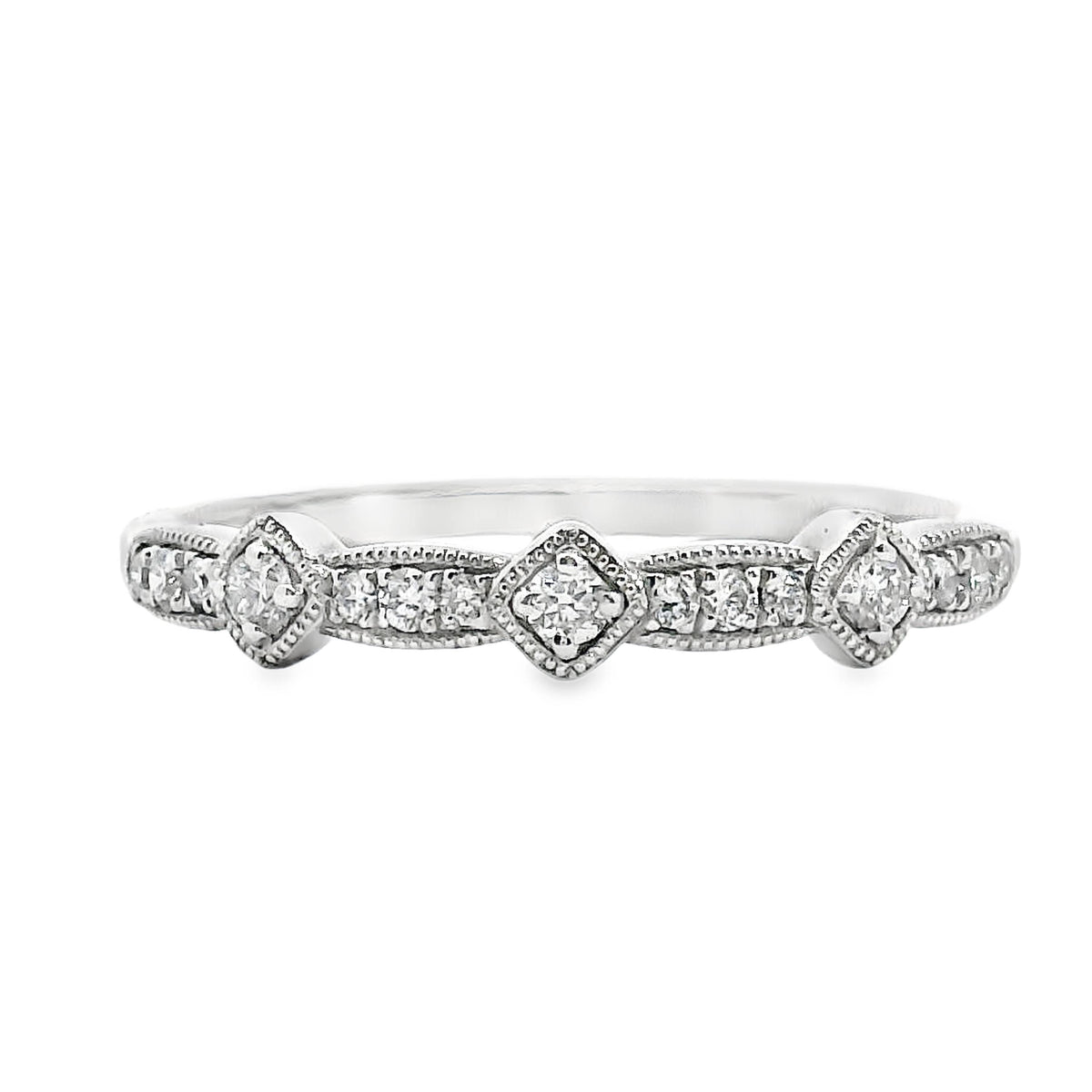 18ct White Gold Milgrained Diamond Dress Ring