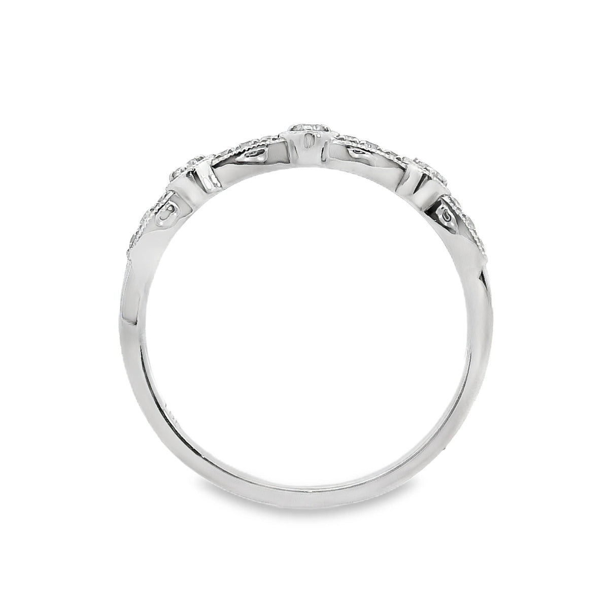 18ct White Gold Milgrained Diamond Dress Ring