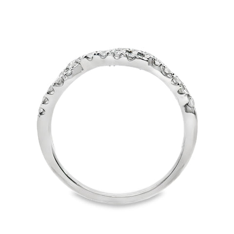 18ct White Gold Twisted Band Diamond Ring