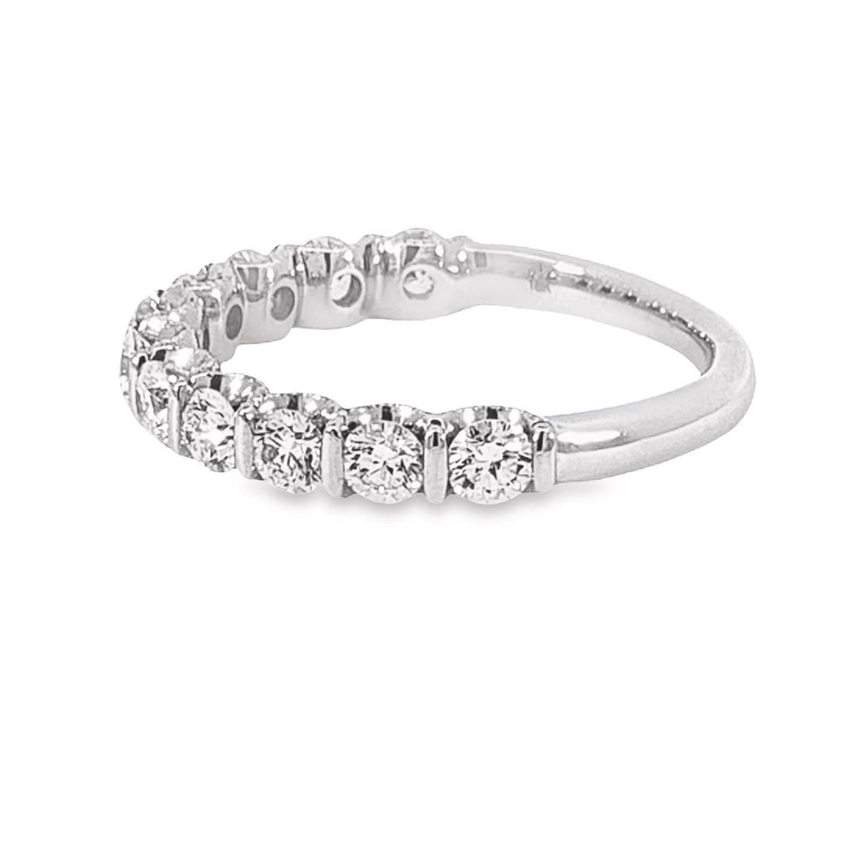 18ct White Gold Lab Grown Diamond Ring TDW = 1.1ct