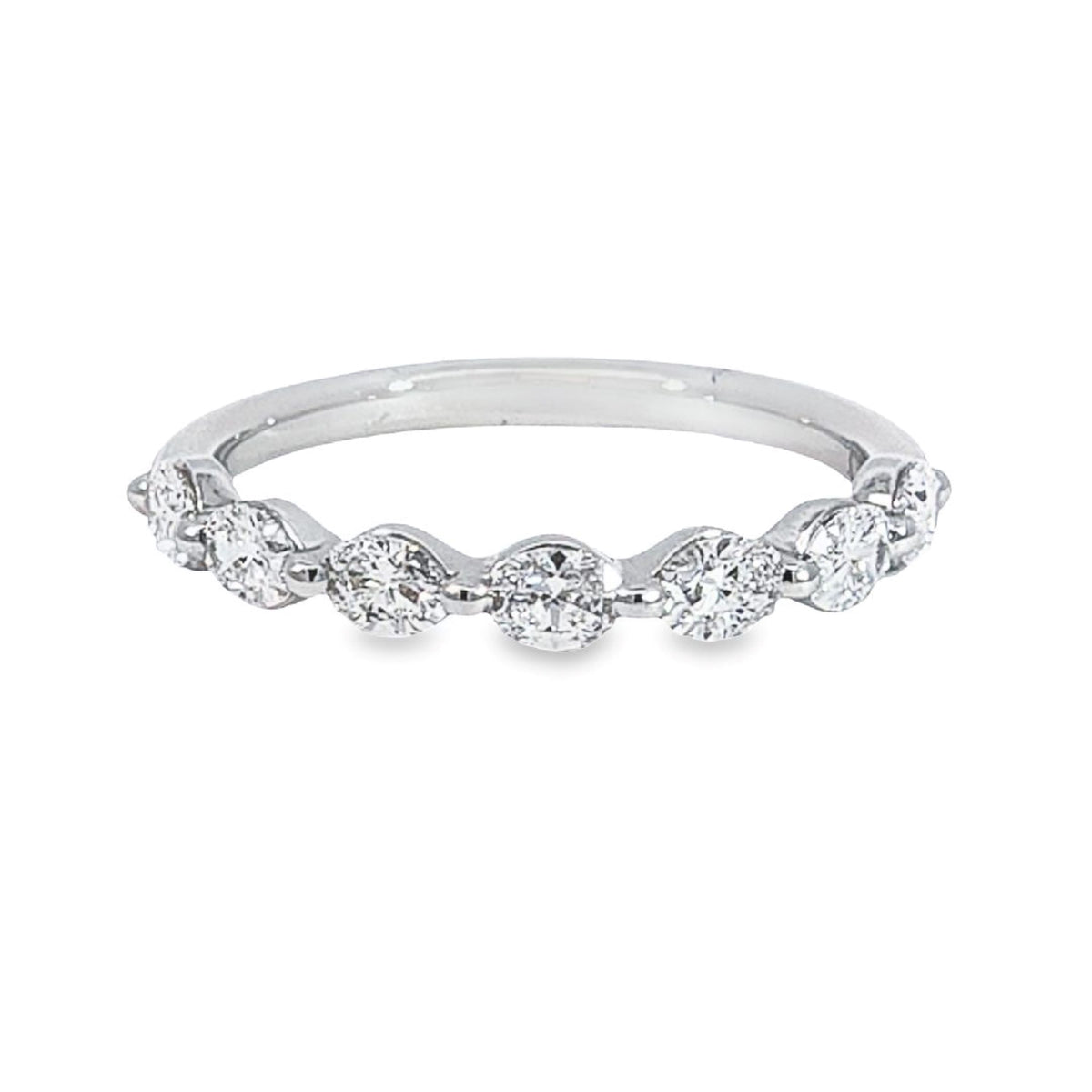 18ct White Gold Oval Cut Diamond Ring TDW = 0.86ct