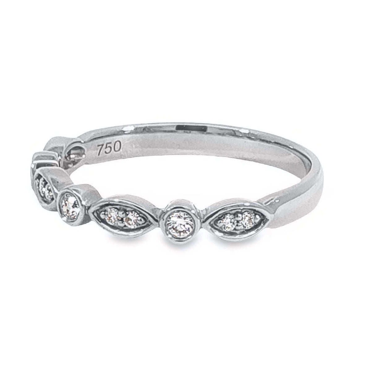 18ct White Gold Diamond Dress Ring TDW = 0.15ct