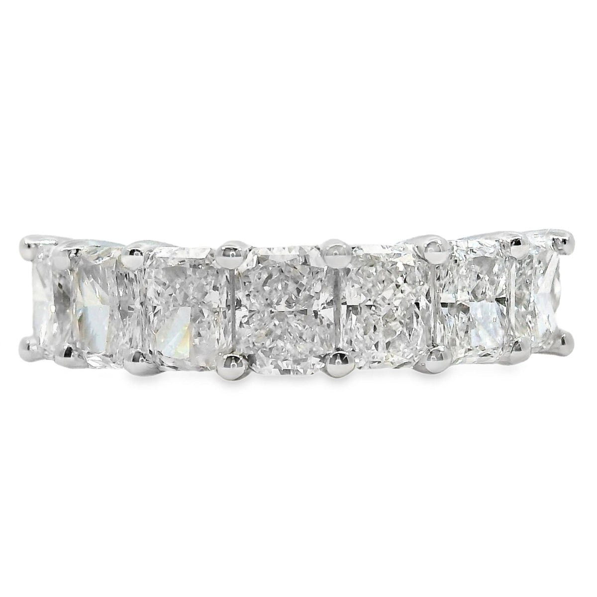 Mia 9ct White Gold Radiant Cut Lab Grown Diamond Ring