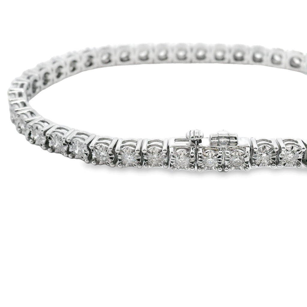 9ct White Gold Natural Diamond Flash Cut Illusion Set Bracelet 2.017ct TDW