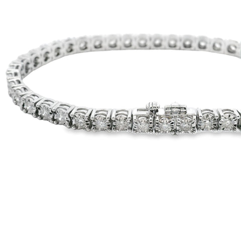 9ct White Gold Natural Diamond Flash Cut Illusion Set Bracelet 2.017ct TDW