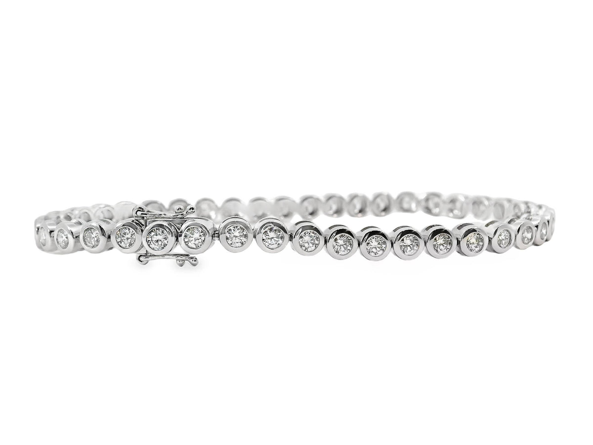 18ct White Gold Bezel Set Diamond Tennis Bracelet 3.01ct TDW