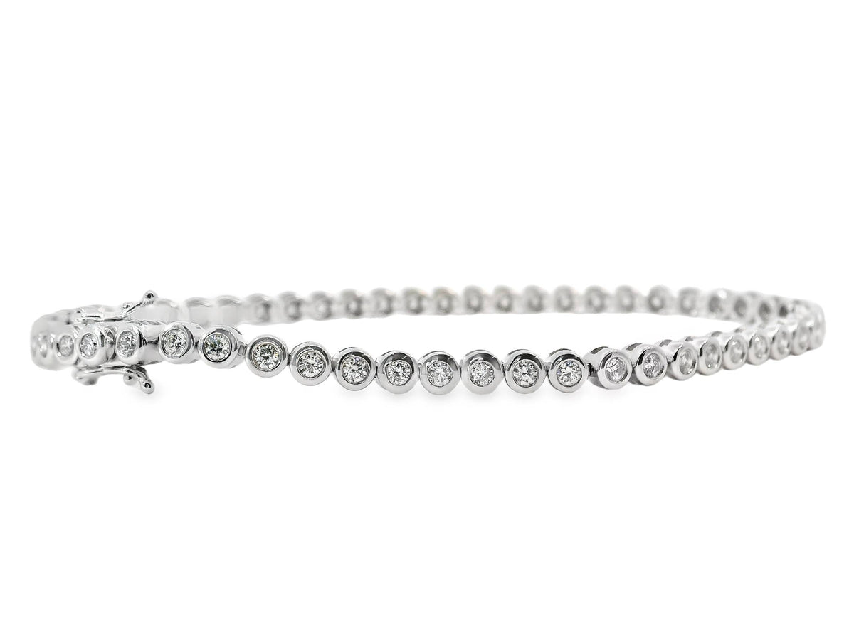 18ct White Gold Bezel Set Diamond Tennis Bracelet 1.51ct TDW