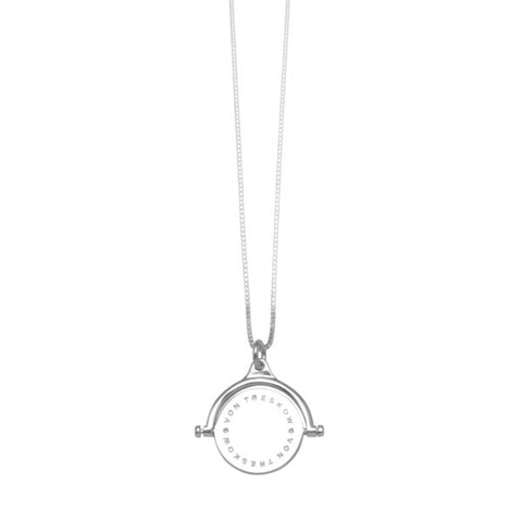 VT ADJUSTABLE BOX CHAIN NECKLACE WITH VT PLATE FLIP