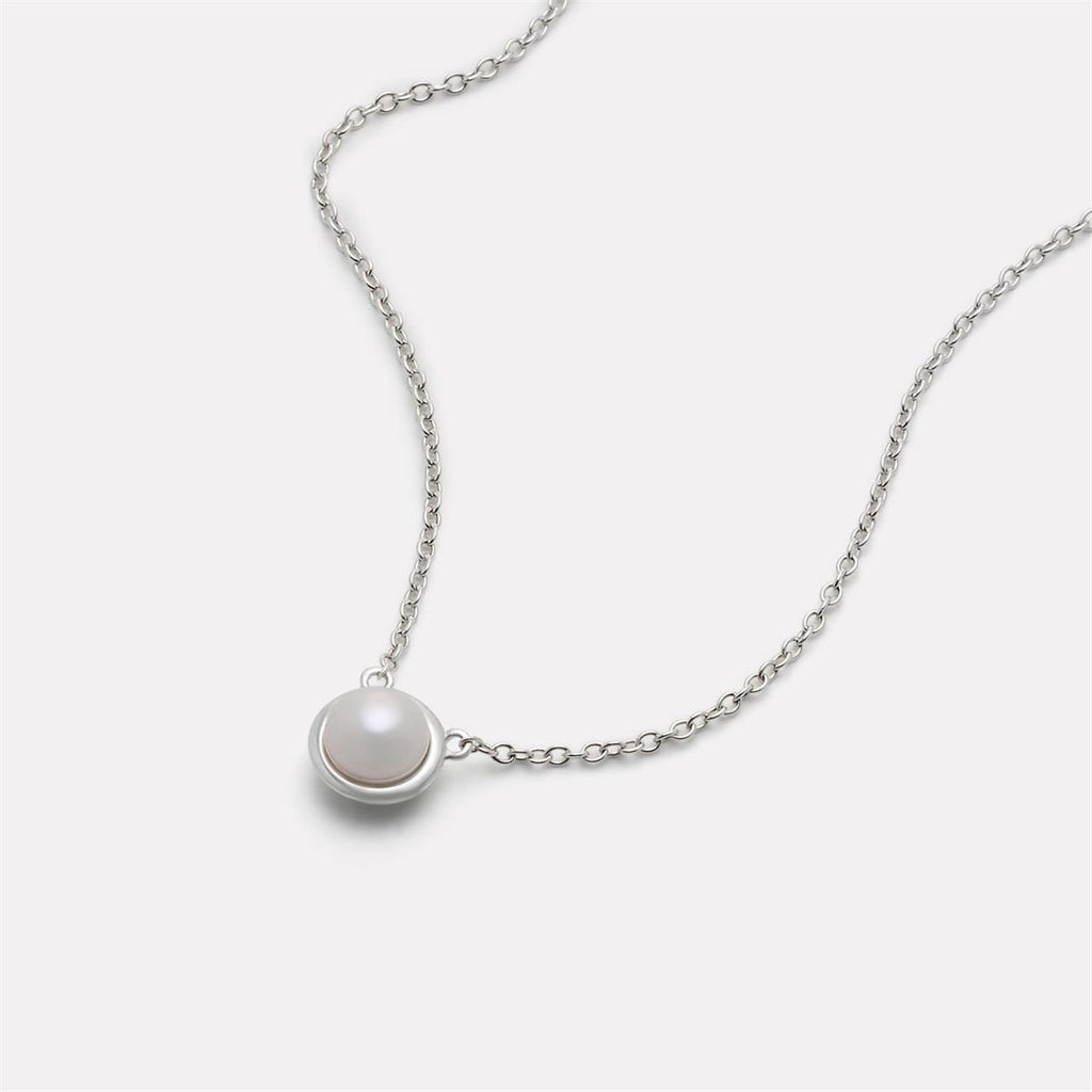 Najo Moonbeam Pearl Necklace Silver