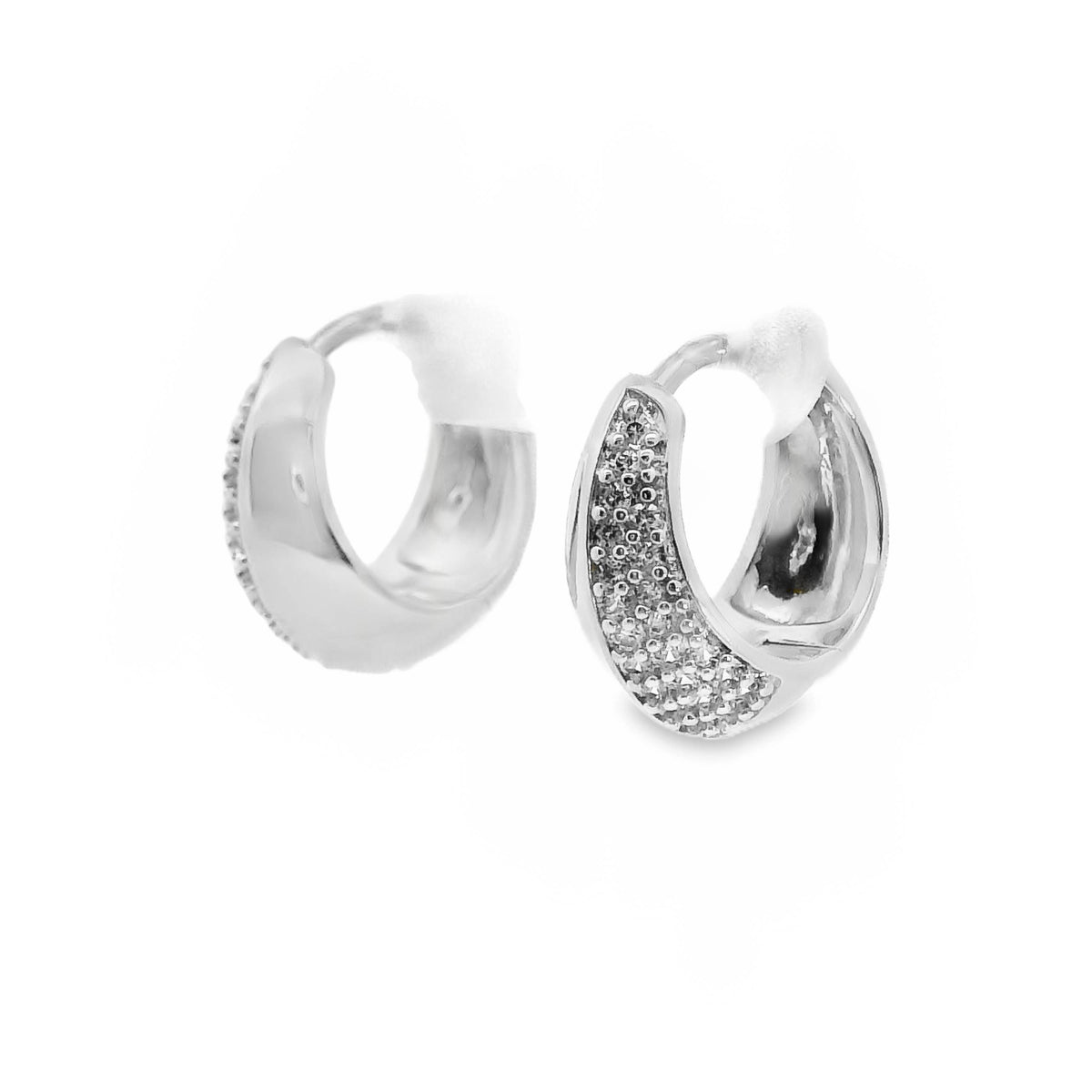 Aime-Toi Sterling Silver Tapered Cubic Zirconia Huggie Earrings