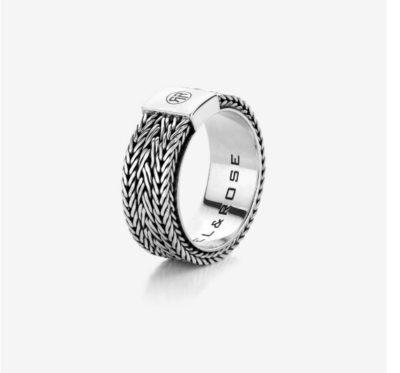 Rebel & Rose Ring Triton