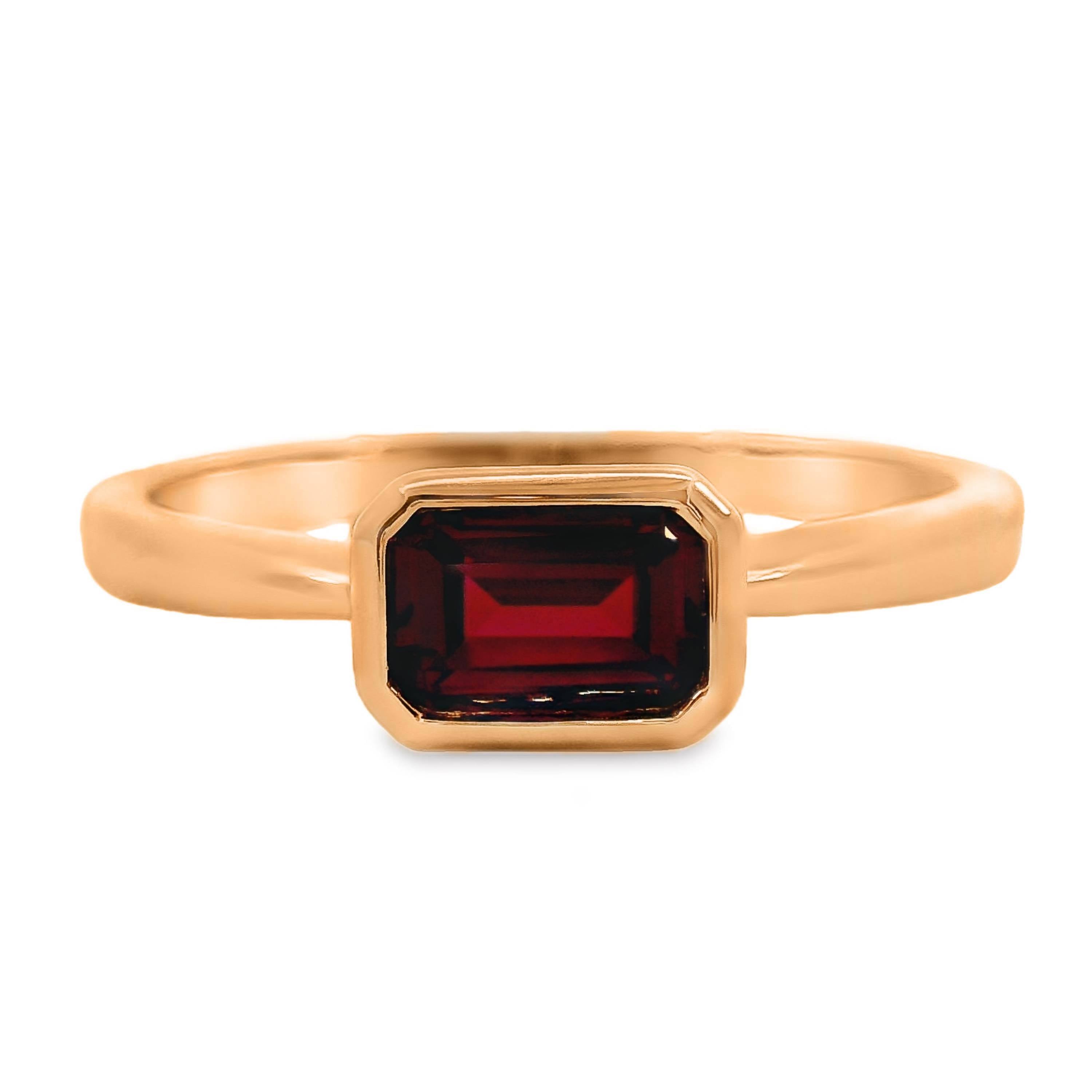 Astrid Ring