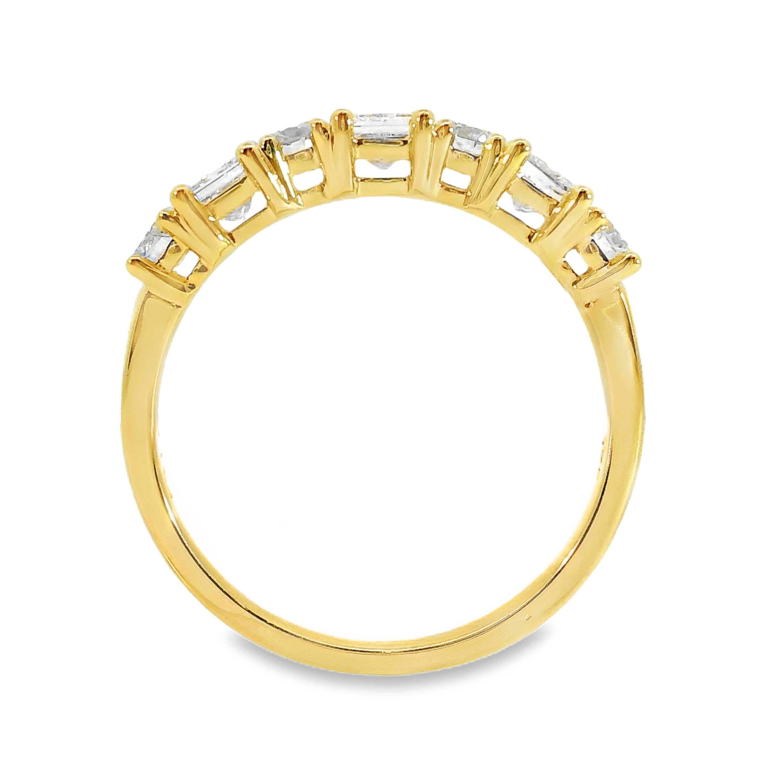 Ivy Princess and Round Brilliant Cut 7 Diamond Ring